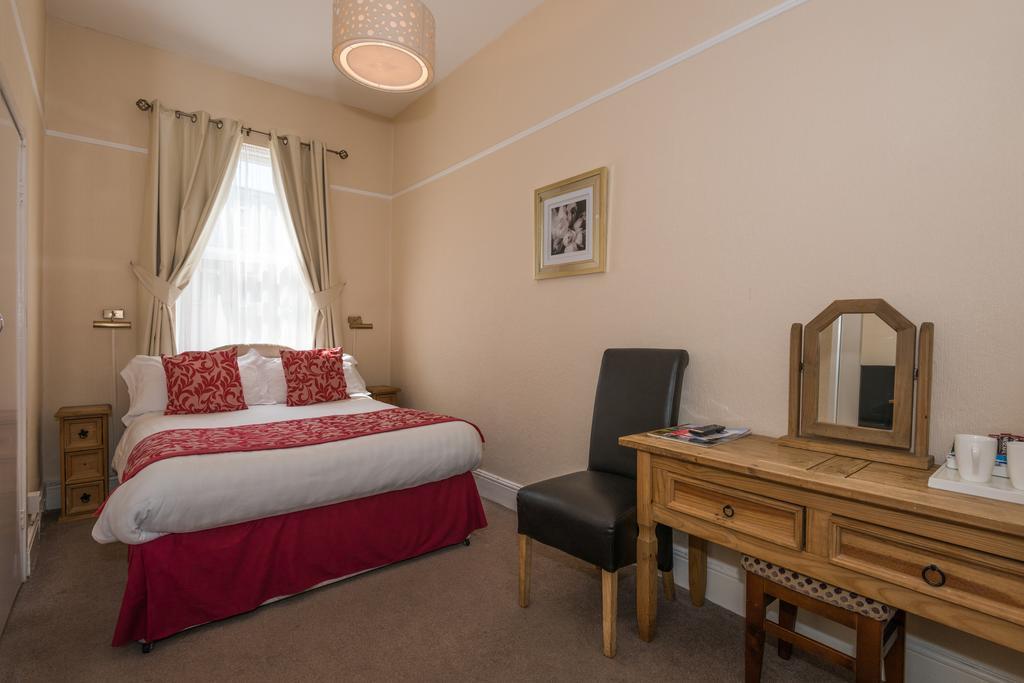 Hotel The Sea Crest Morecambe Zewnętrze zdjęcie